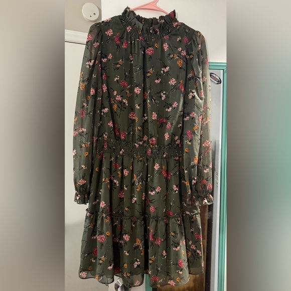 DREW Dresses & Skirts - DREW Floral Long Sleeve Dress in Green and Pink